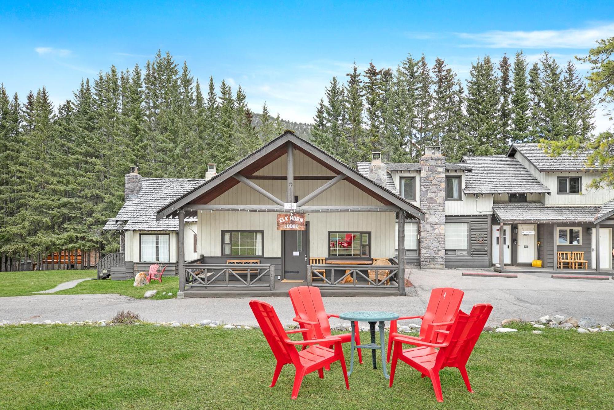 Elkhorn Lodge Vacation Rentals Banff Exteriör bild